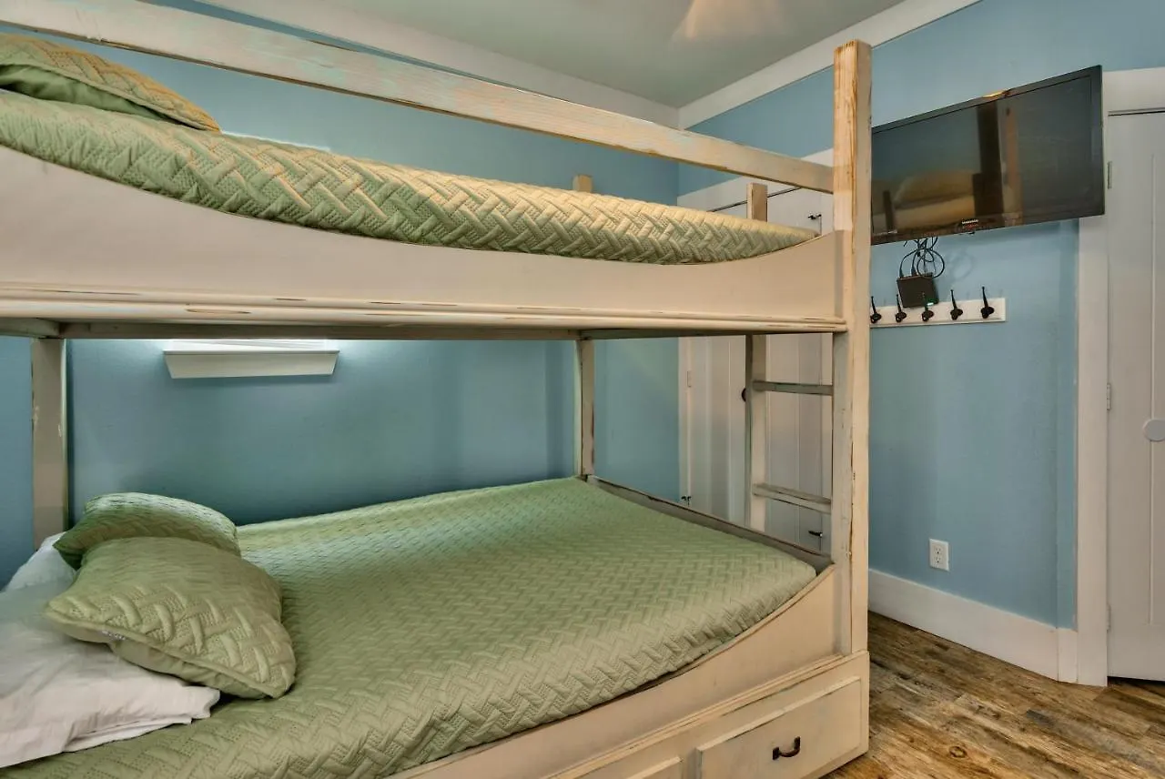 Tourist Trap Villa Panama City Beach 0*,  United States